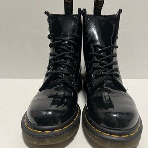 Doc Martens Black Patent Leather Lace-Up Boots Size 6 “As-Is”